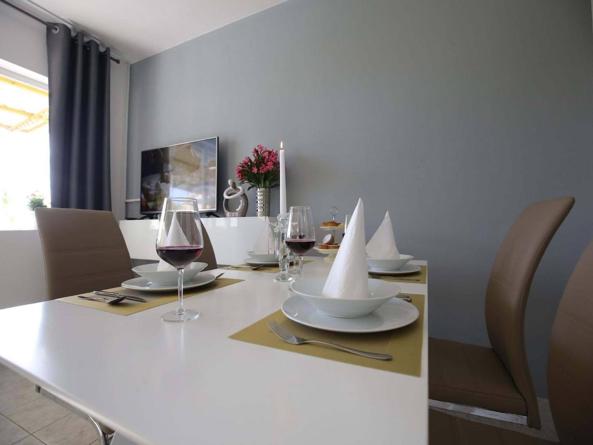 Scenic Holiday Home In Bibinje Near Sea 외부 사진