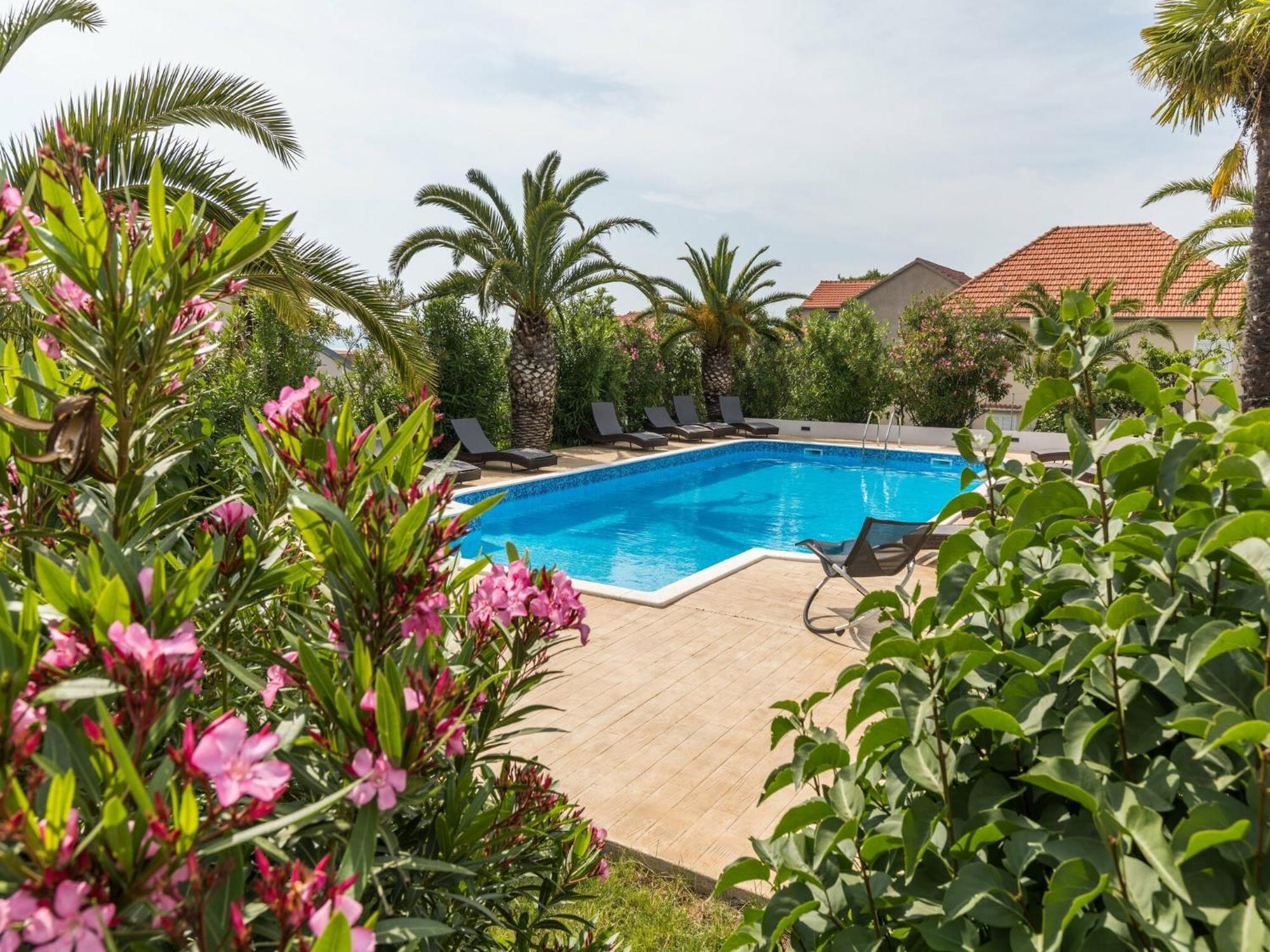 Scenic Holiday Home In Bibinje Near Sea 외부 사진
