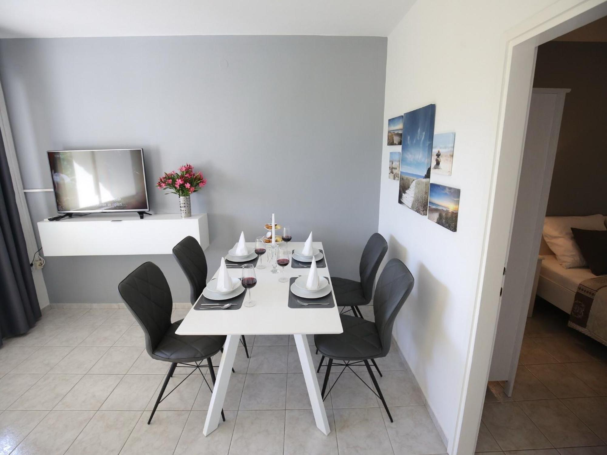 Scenic Holiday Home In Bibinje Near Sea 외부 사진