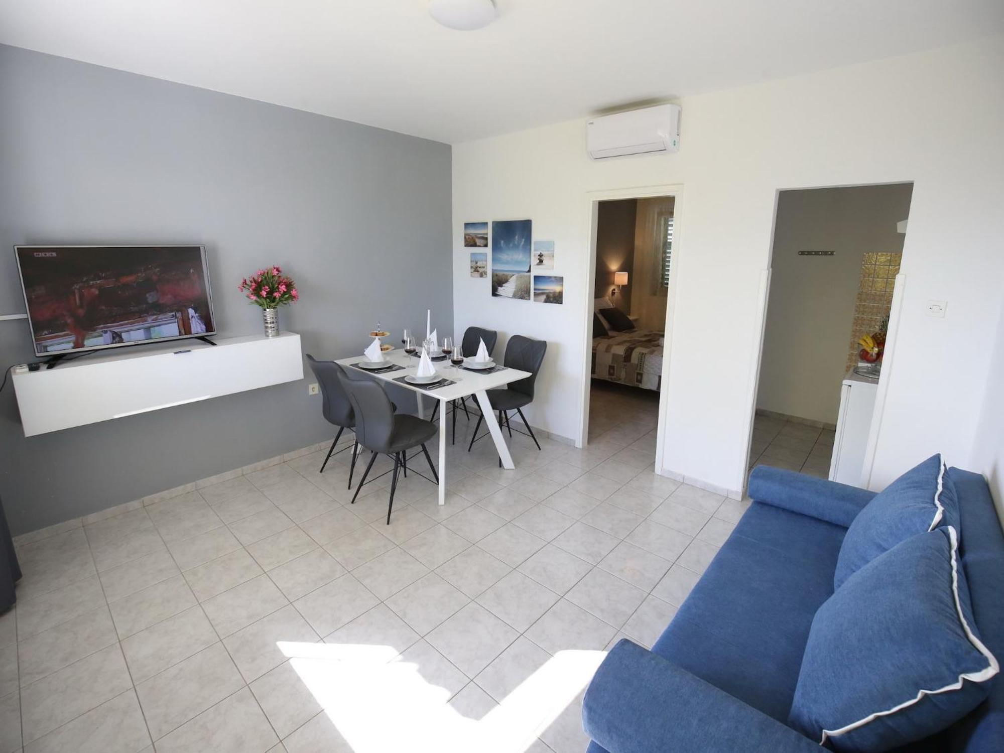 Scenic Holiday Home In Bibinje Near Sea 외부 사진