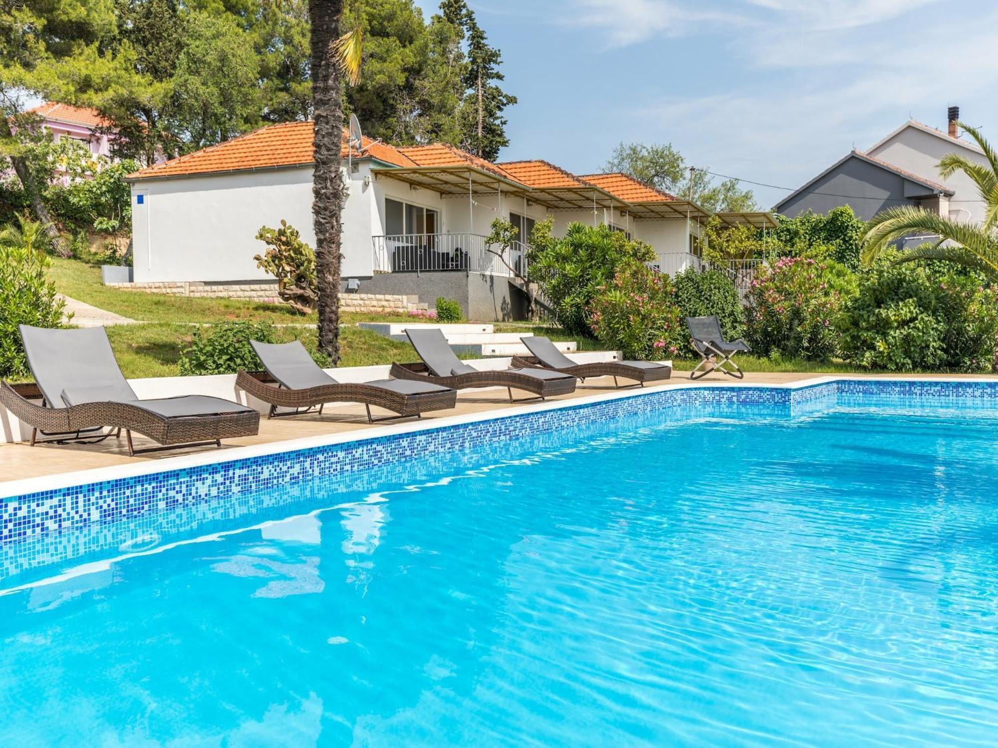 Scenic Holiday Home In Bibinje Near Sea 외부 사진